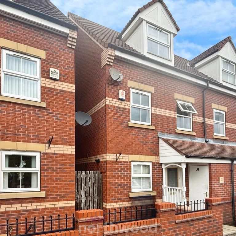 3 bedroom semi-detached house to rent - Photo 1