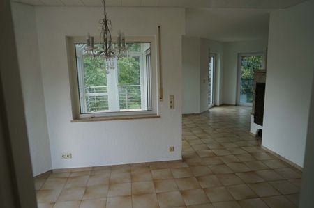 Wohnen wie im eigenen Haus, über zwei Etagen in einem Zweifamilienhaus in Inzlingen - Photo 2