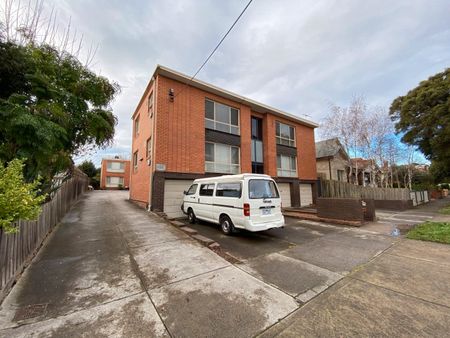 Great Apartment Close To Northcote Plaza - Photo 3