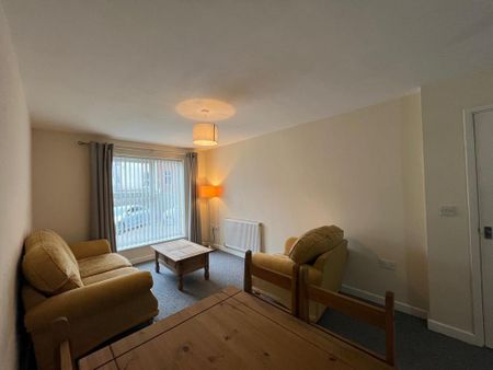 1 bedroom flat to rent - Photo 2