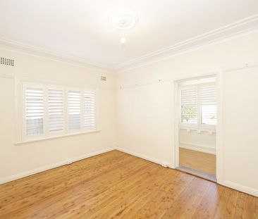 195 Sailors Bay Road (Near Euroka Street), Northbridge NSW 2063 - H... - Photo 5