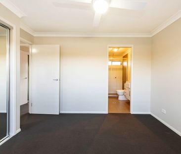 Prime Location - Modern & Spacious! - Photo 1