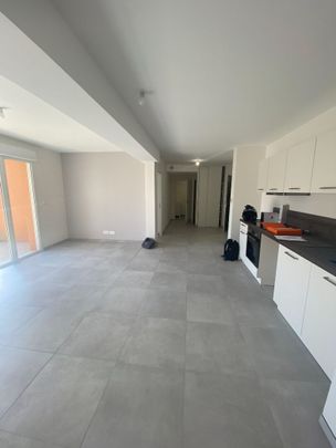 Location Appartement 3 pièces 69m² - Photo 1