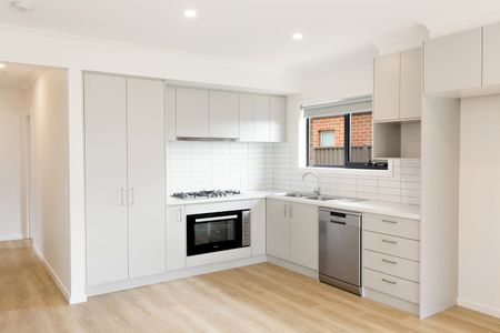 NEAR NEW FOUR BEDROOM HOUSE IN ALFREDTON - Photo 5