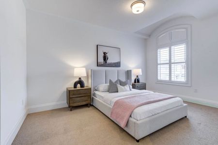 For Lease - 4157 Hillsborough Crescent, Oakville, Ontario - Photo 3