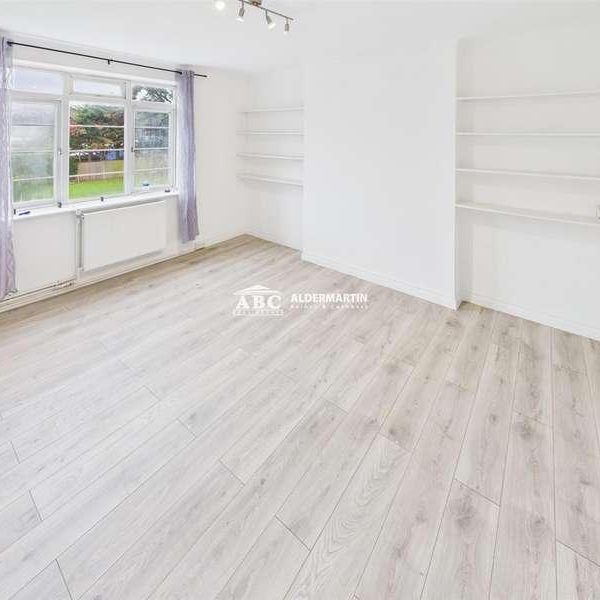 Bell Lane, London, NW4 - Photo 1