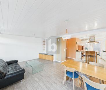 LARGE TERRACE, WITH STYLISH KITCHEN AND BATHROOM - Foto 2