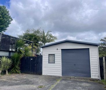 9A Taioma Crescent, Te Atatu Peninsula - Photo 6