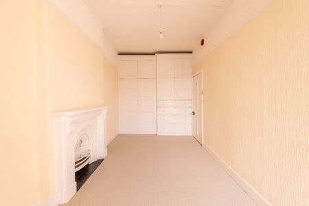 1 Bed Flat, Caledonia Place, BS8 - Photo 5