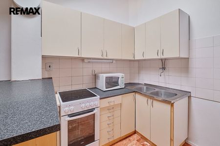 Pronájem bytu 2+1 v osobním vlastnictví 77 m², Praha 1 - Nové Město - Фото 2