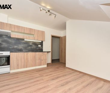 Pronájem bytu 2+kk 37 m², Skvrňanská 1038, Plzeň Jižní Předměstí - Photo 5