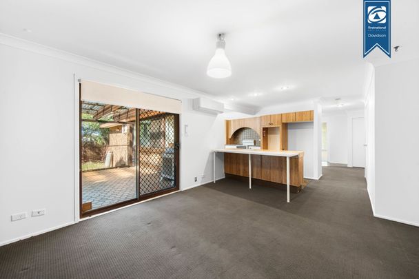 Spacious 3-Bedroom Home with Pool & Alfresco Living - Photo 1