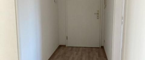 Aufgepasst! Familienwohnung in ruhiger Lage – doppelt Miete sparen! - Photo 1