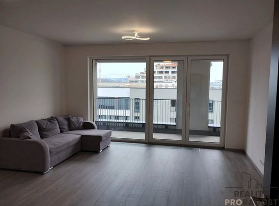 Pronájem bytu 1+kk a garsoniéry 41 m² - Фото 1