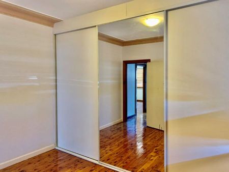 Location Location - Photo 3