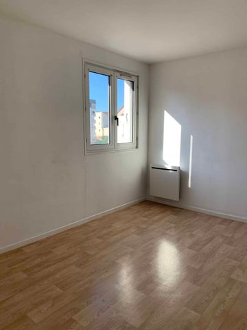 SECTEUR GARE APPARTEMENT T5 A LOUER - Photo 4