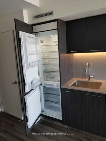 25 Baseball Place #711 - Photo 2