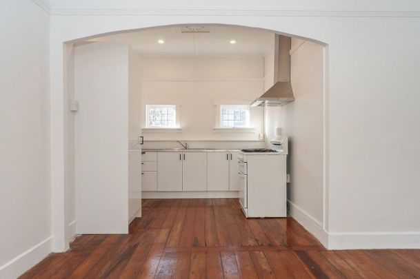 2-Bedroom Home Near Wellington Airport - Photo 1