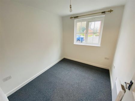 Hendeley Court, Burton On Trent, Staffordshire DE14 2BH - Photo 3