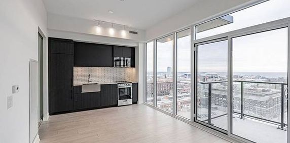 CORNER UNIT LIBERTY VILLAGE 2 BEDS 2 BATHS - Photo 2