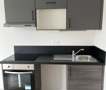 Location Appartement 3 pièces 67m² TOURS 37100 - Photo 6