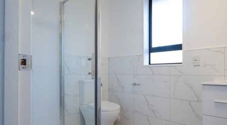 Sunny 3 bedroom townhouse - Photo 5