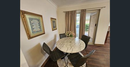 Charming Family Home - Photo 4