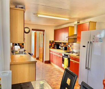Room in a Shared House, Brookdale Road, E17 - Photo 3