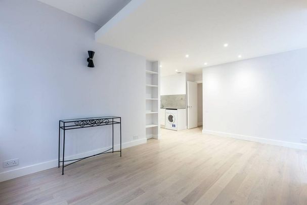 1 bedroom flat to rent - Photo 1