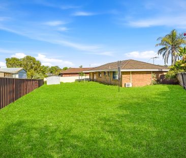 THREE BEDROOM HOME - Photo 4