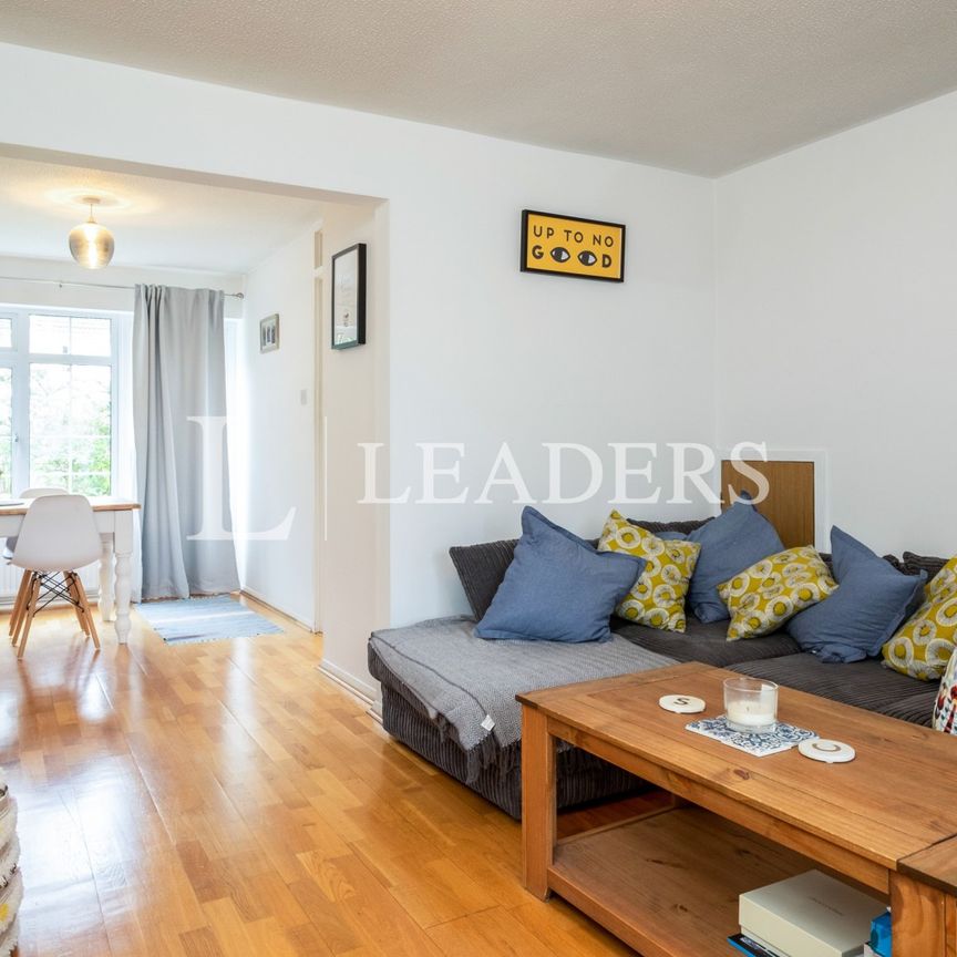 3 bedroom house to rent Hulatt Road, Cambridge, CB1 - Photo 1