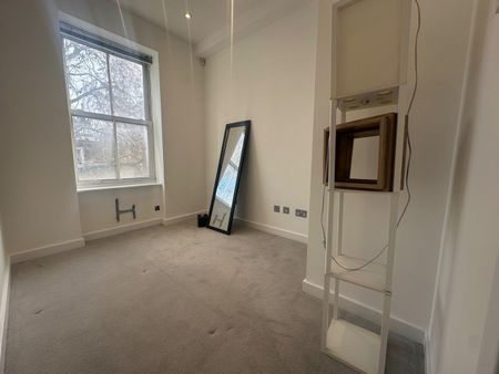 3 Bed Flat, Boundary Road, NW8 - Photo 2