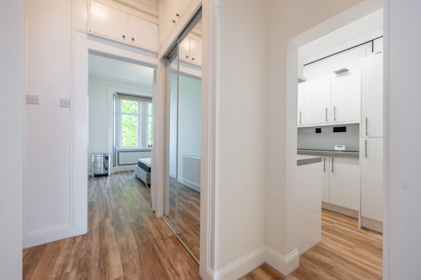 Dunedin Terrace Flat 1-1 - Photo 1