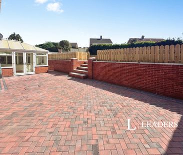 4 bedroom house to rent Wymondley Grove, Stoke-on-Trent, Staffordsh... - Photo 1