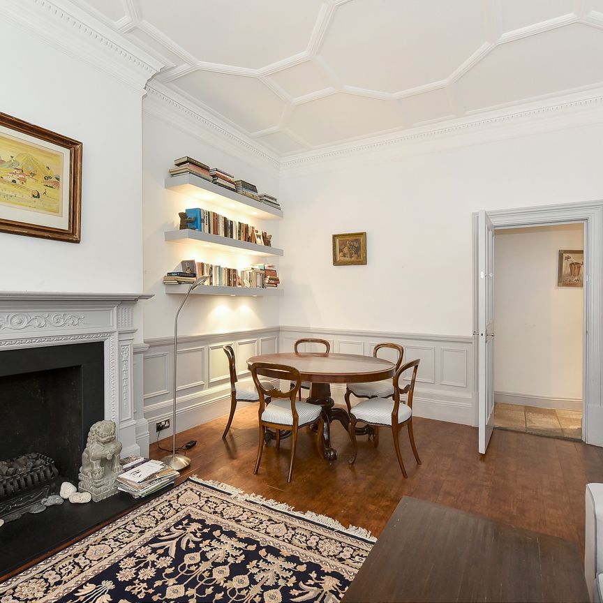 Draycott Place, Chelsea, London, SW3 - Photo 1