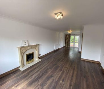 4 bedroom detached house to rent - Photo 1