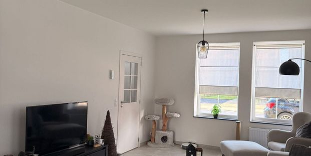 Eengezinswoning te huur in Lichtervelde voor € 1.050 met 3 slaapkamers - Photo 1