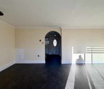 2 Bedroom House To Let - Photo 3