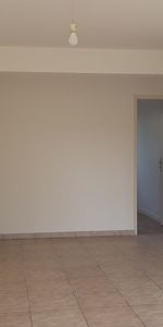 Location Appartement 3 pièces 52m² - Photo 3