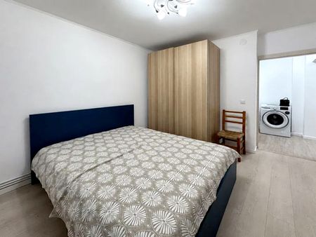 Apartament de inchiriat in Ploiesti, zona Piata Mihai Viteazul - Photo 3