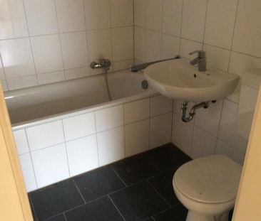 schöne 3-Zimmer-Wohnung mit Balkon! - Photo 2