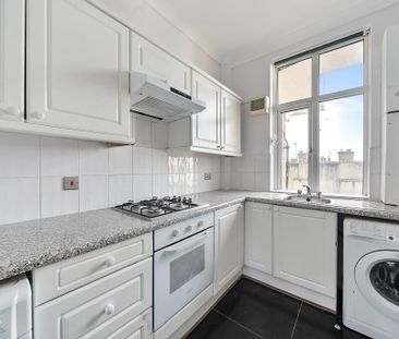 Room in a Shared Flat, High Street, CR0 - Photo 3