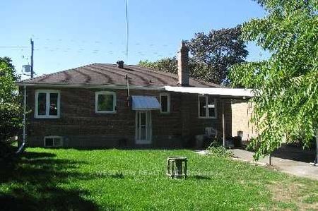 For Lease - 1331 Northaven Drive, Mississauga, Ontario - Photo 3