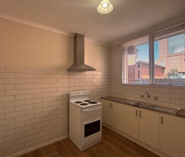 3/2 Howson Street, Brunswick West VIC 3055 - Photo 6