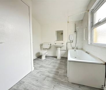 Bedford Road, Bootle, Merseyside, L20 - Photo 1