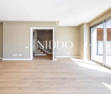 Casa adosada de alquiler en Carrer del Poble Amazic, 67, Can Gambús - Photo 2