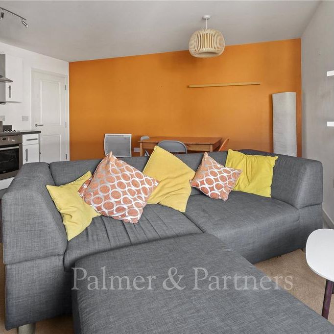 2 bedroom apartment to rent - Photo 1