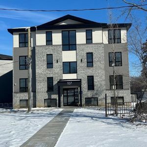 PROMOTION 1 moins gratuit ! Beau 51/2 ! Rue Masson Notre-Dame-du-Sourire Valleyfield - Photo 2