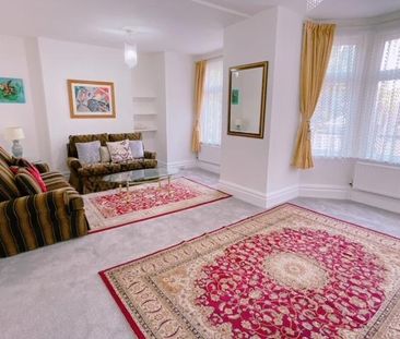 2 bedroom flat to rent - Photo 3