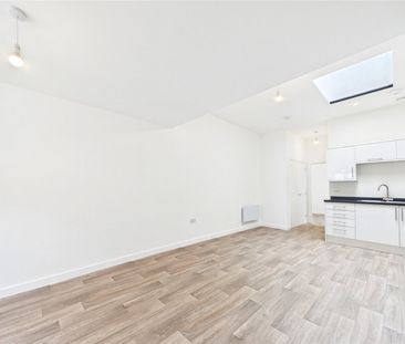 St. Helens Lane, Colchester, Essex, CO1 1TY - Photo 5